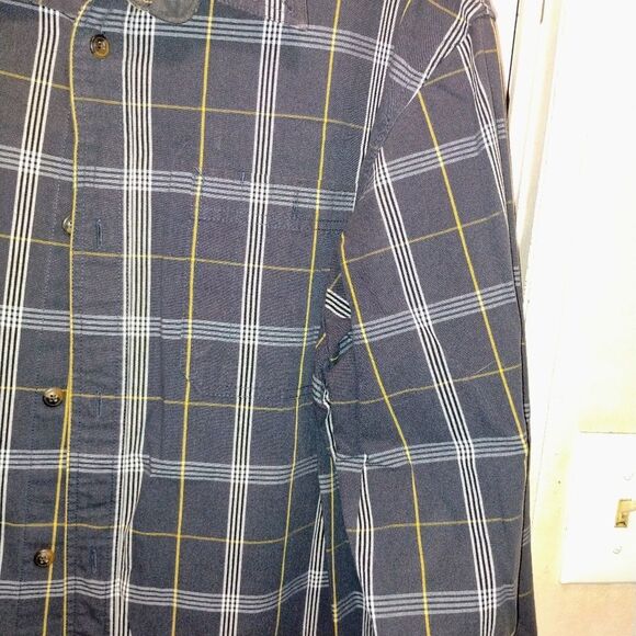 C E. Schmidt Nwot Men's Black and Yellow Plaid Button Down Shirt - Picture 6 of 12